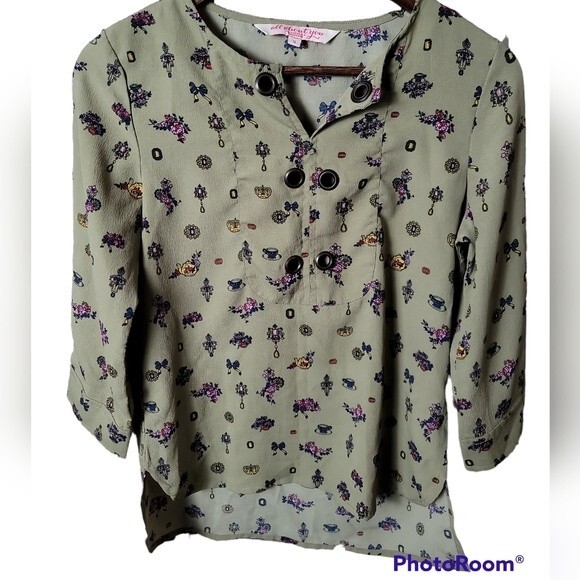 All About You Womens Green Teapot Floral Print Popover Blouse - Picture 1 of 10